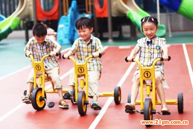 河南洛陽正大國際香港偉才幼兒園上演了一場萌版奧運會