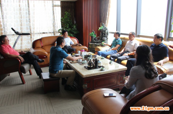 安徽省舒城縣委書記到訪偉才教育,共圖教育事業發展