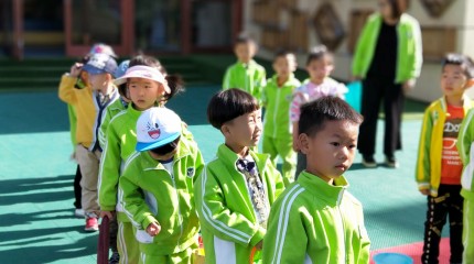 寧夏銀川市金鳳區偉才幼兒園：勞動最光榮！