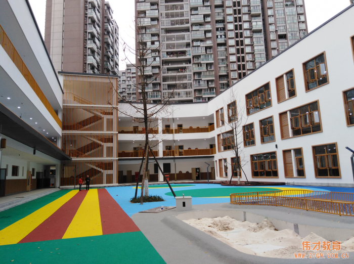 偉才幼兒園再次走進四川成都，打造幼兒健康成長的教育樂園！
