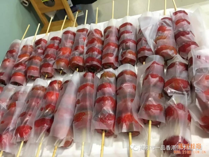 廣東揭陽一品偉才幼兒園:歡歡喜喜過元宵,冰糖葫蘆甜心田