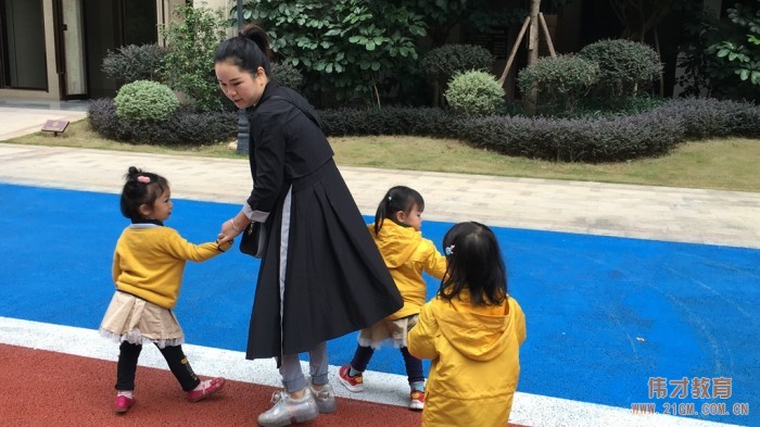 快樂成長(zhǎng),安全先行——廣西貴港凱旋國(guó)際偉才幼兒園“防拐防騙”安全教育