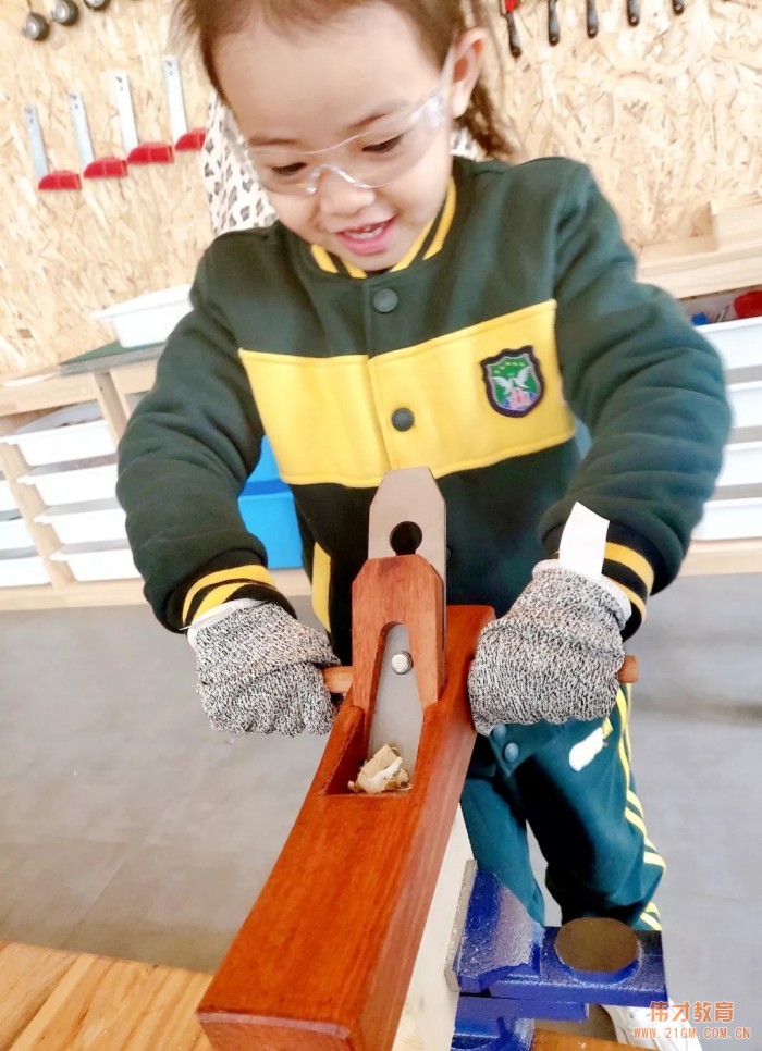 廣西南寧賓陽偉才幼兒園:木工坊初體驗
