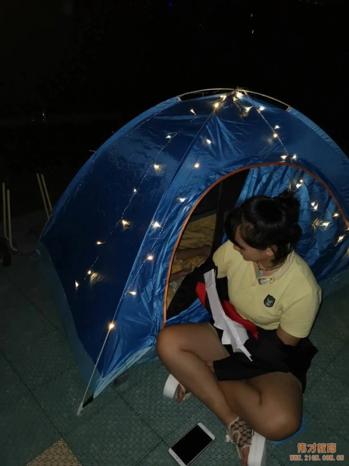 貴州都勻雨花湖偉才幼兒園:畢業(yè)季系列活動(dòng)之“今夜不回家”