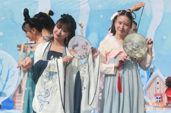 秋韻正濃時,悄然迎立冬丨浙江慈溪清水灣偉才幼兒園