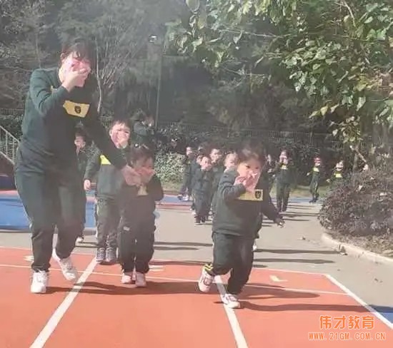 消防安全,防范未“燃”丨江蘇蘇州工業(yè)園區(qū)偉才厚永幼兒園“119消防”系列活動(dòng)