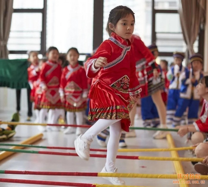 “壯鄉歌圩節,五彩三月三”——廣西南寧美泉偉才幼兒園