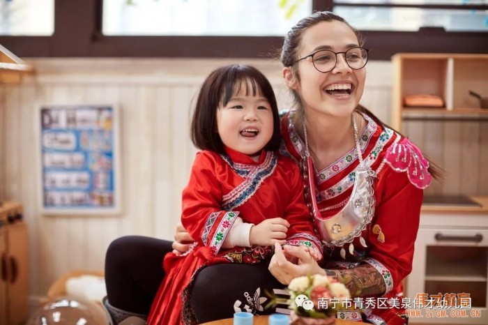 “壯鄉歌圩節,五彩三月三”——廣西南寧美泉偉才幼兒園