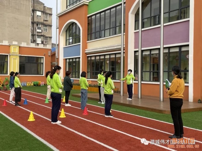 精益求精，“育”見更好未來——偉才教育總部督導巡園指導