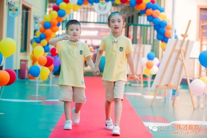 湖北孝感偉才幼兒園2021屆畢業紀念