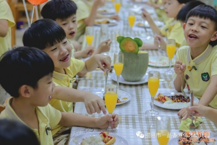 仲夏星夜,勇敢之約——揭陽市一品偉才幼兒園2021屆畢業(yè)留宿活動