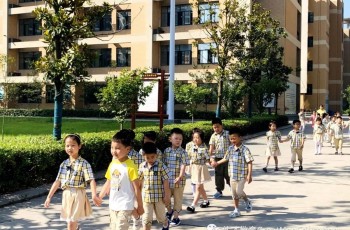 廣州發布幼小銜接實施方案，推進兒童升學平穩過渡！